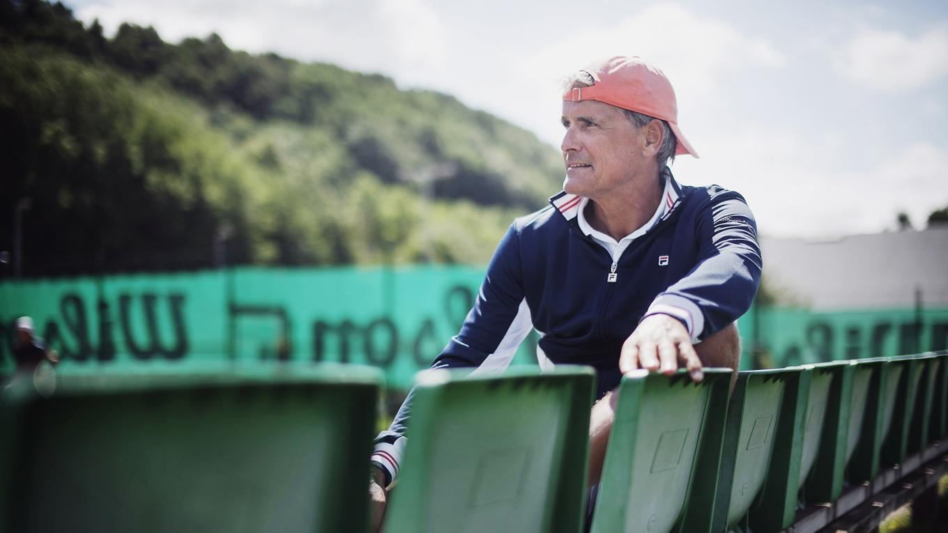 Det är en avkopplad och sommarledig Christer Gardell som tar sig tid för en intervju. Han släpper dock en bomb och förordar att alla i Svenska tennisförbundets styrelse avgår. Foto: Therese Jahnson/SvD/TT