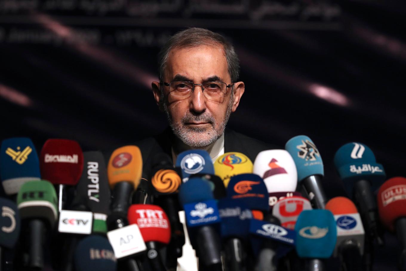 Khameneis rådgivare Ali Akbar Velayati meddelar att Iran inte kommer tillåta en ny handel- och transitkorridor i Azerbajdzjan. Arkivbild. Foto: Vahid Salemi/AP/TT