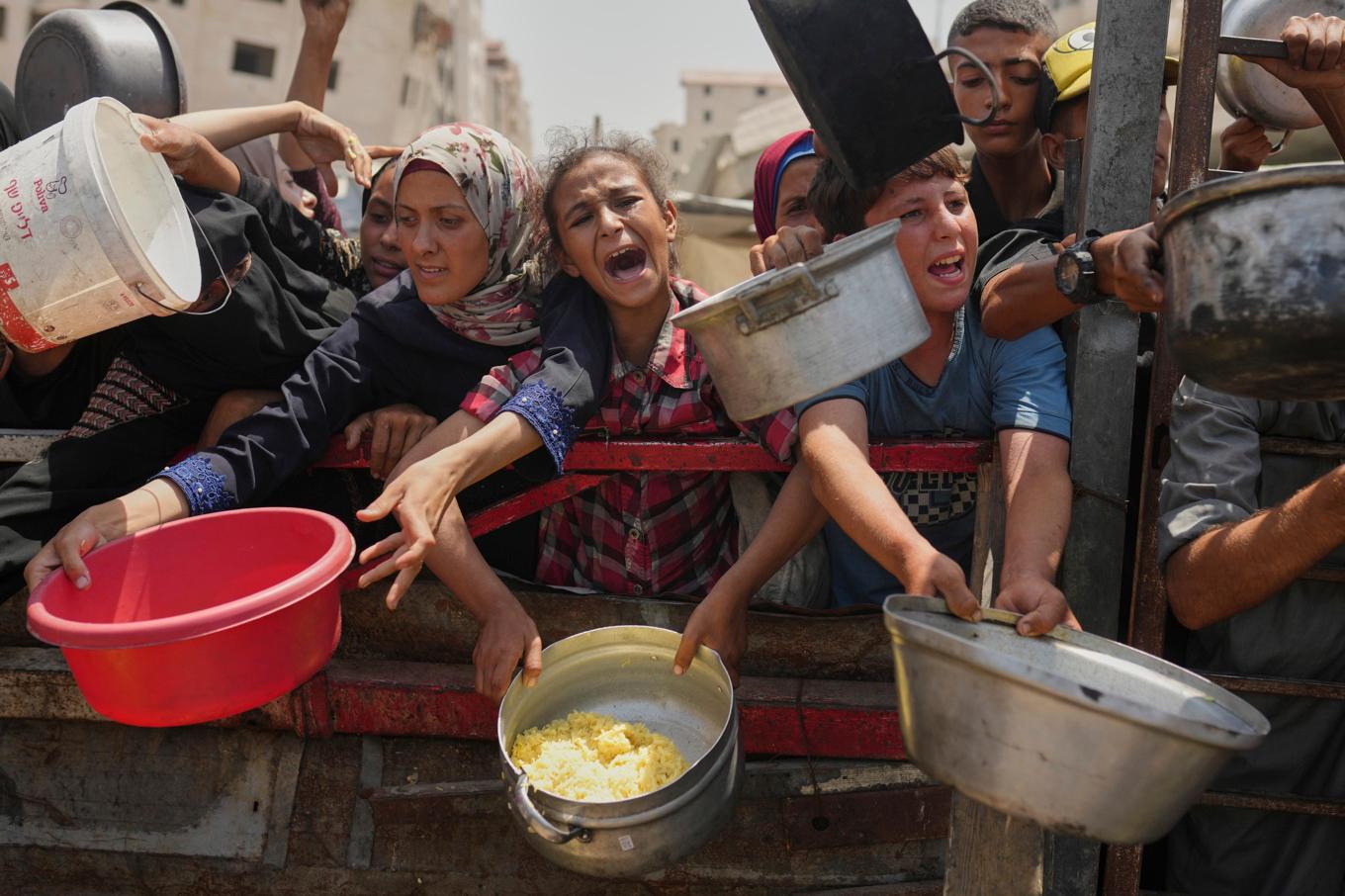 Nödhjälp når inte fram till stora delar av Gazas befolkning, bland annat i staden Gaza. Arkivbild. Foto: Jehad Alshrafi/AP/TT