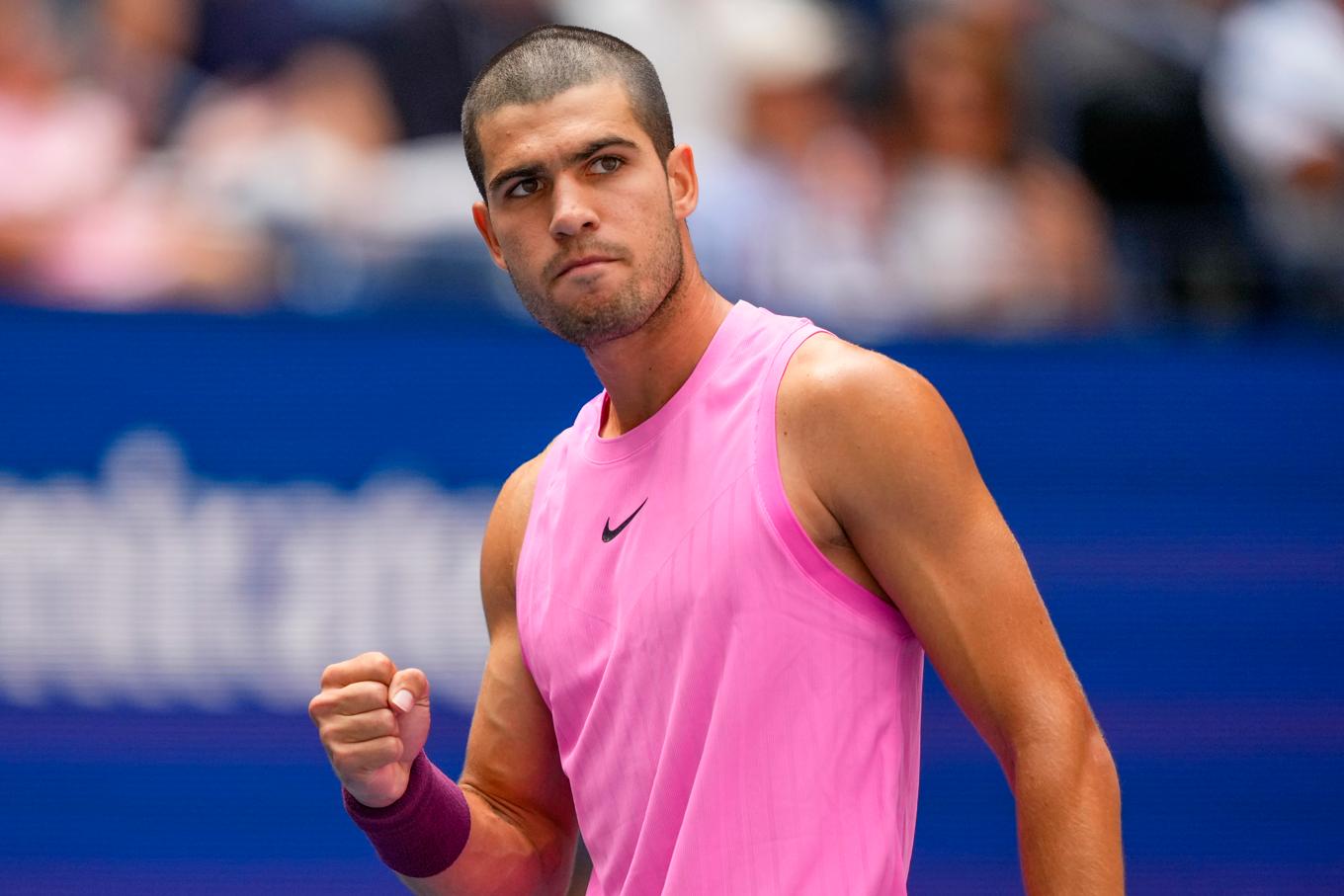 Carlos Alcaraz är vidare i US Open. Foto: Yuki Iwamura/AP/TT
