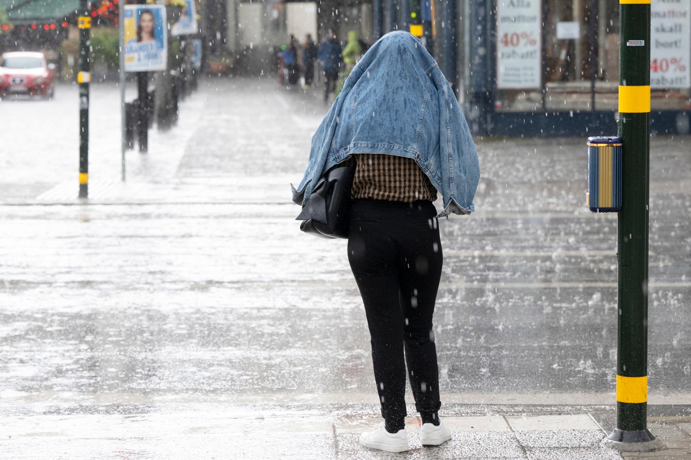 SMHI har utfärdat en gul varning för skyfallsliknande regn. Arkivbild Foto: Henrik Montgomery/TT