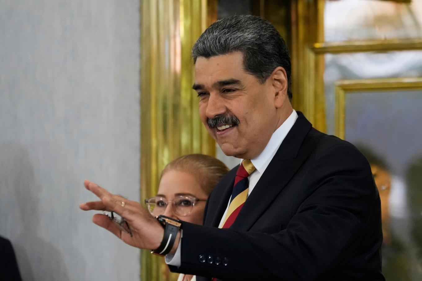 Venezuelas president Nicolás Maduro då han anlände till en presskonferens i Caracas under måndagen. Foto: Ariana Cubillos