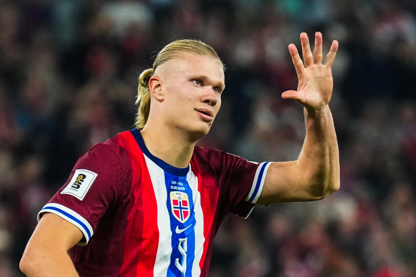 Erling Haaland gjorde fem mål i Norges galna 11–1-seger hemma mot Moldavien. Foto: Fredrik Varfjell/NTB/TT