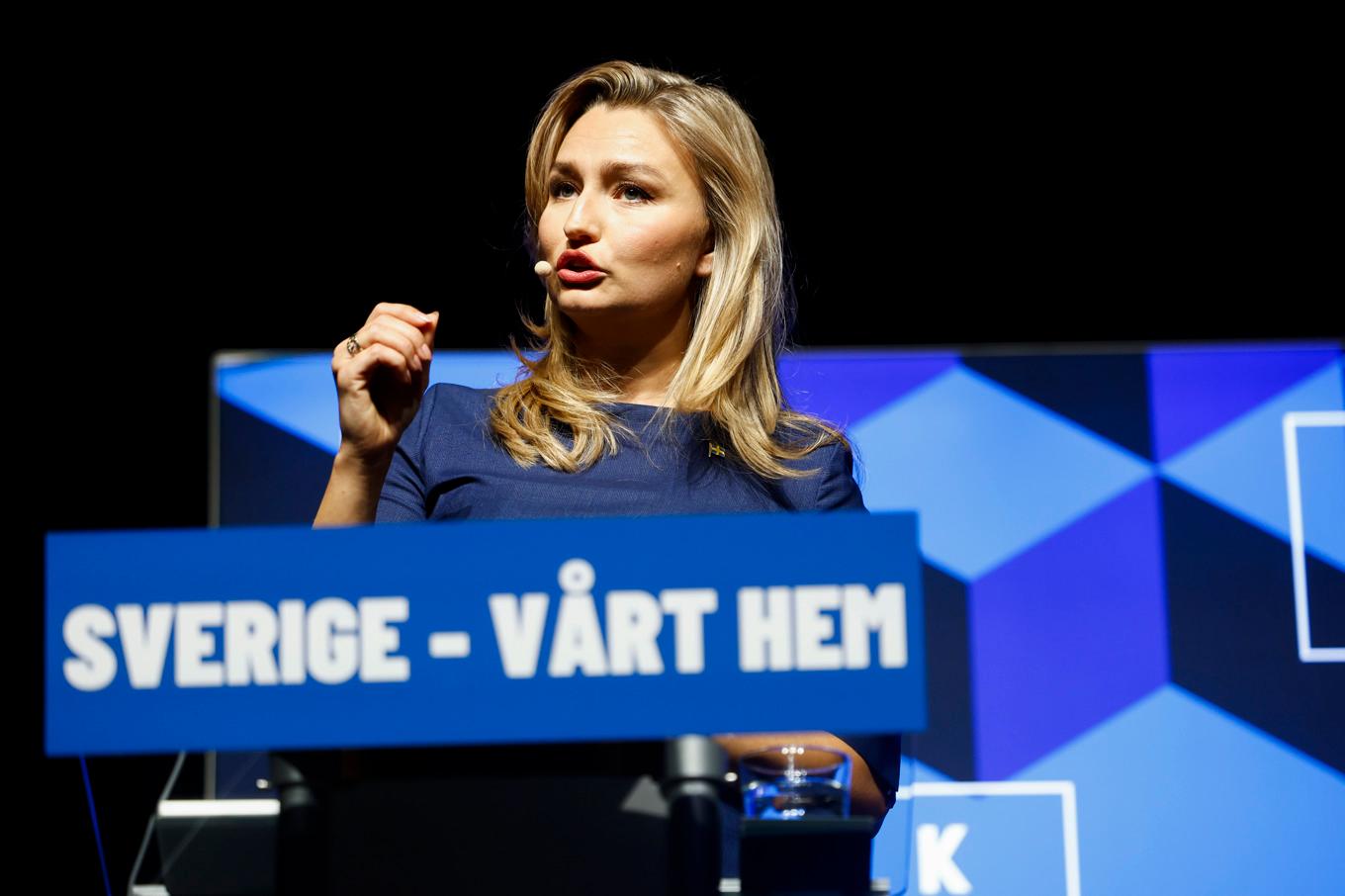 Kristdemokraternas partiledare Ebba Busch håller tal i Knivsta med anledning av att det är ett år kvar till riksdagsvalet. Foto: Stefan Jerrevång/TT