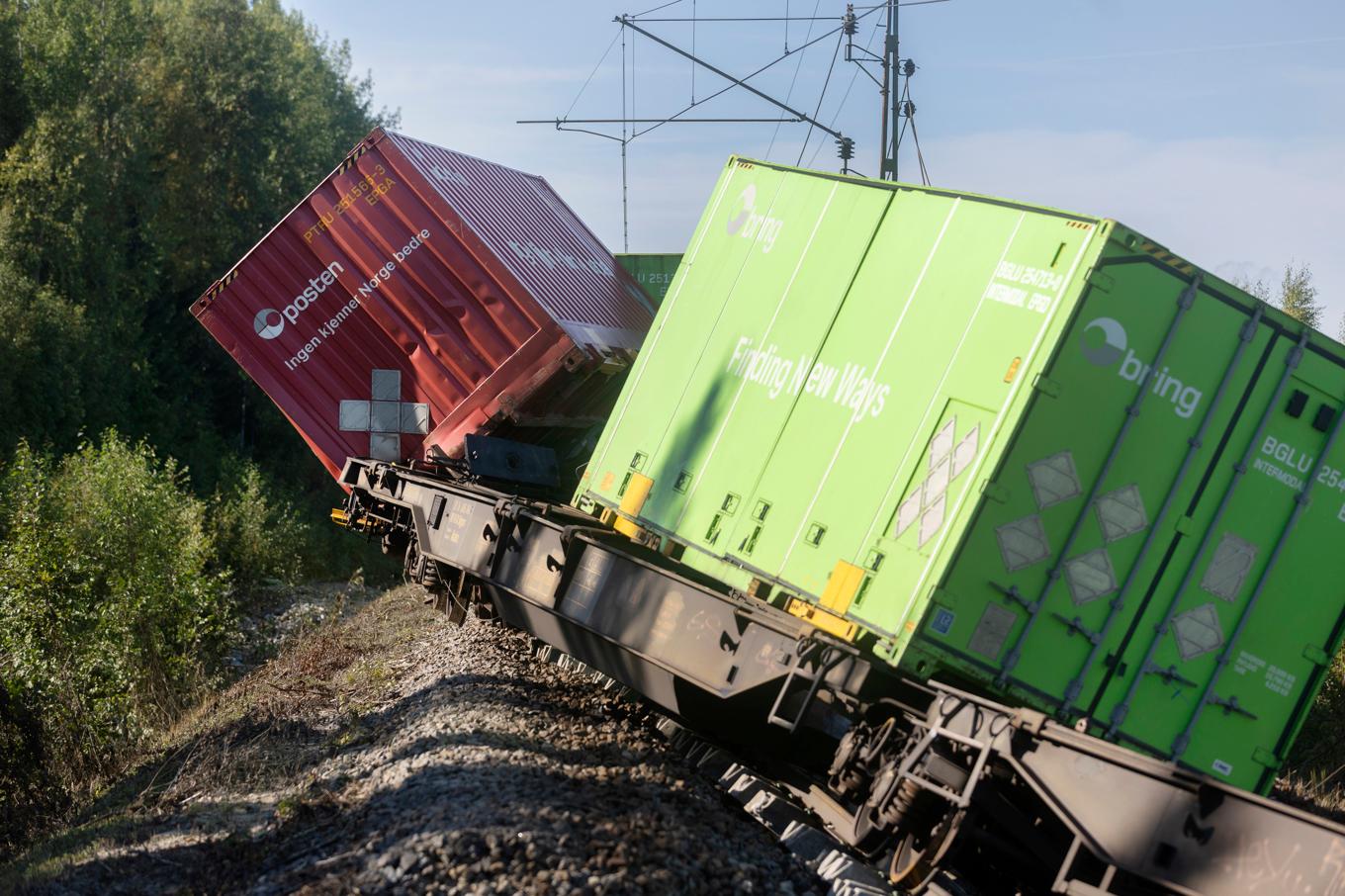 Stambanan genom övre Norrland bedöms vara redo för trafik igen den 6 oktober, fyra veckor efter det att ett godståg spårade ur nära Skorped. Foto: Mats Andersson/TT