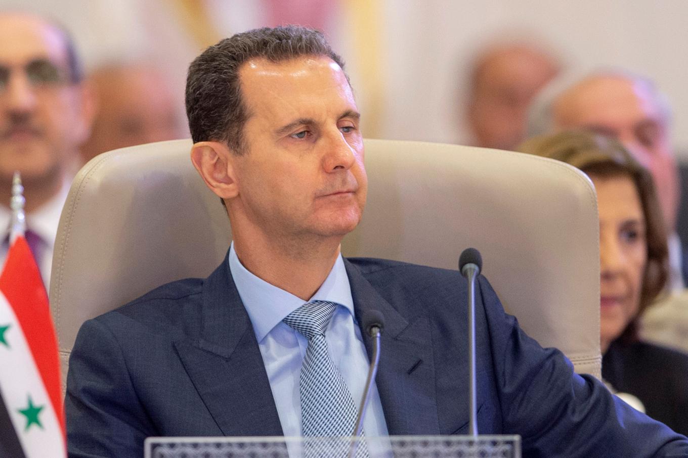 Den tidigare syriske presidenten Bashar al-Assad anklagas för bland annat mord och dödlig tortyr. Arkivbild. Foto: Saudi press agency via AP/TT