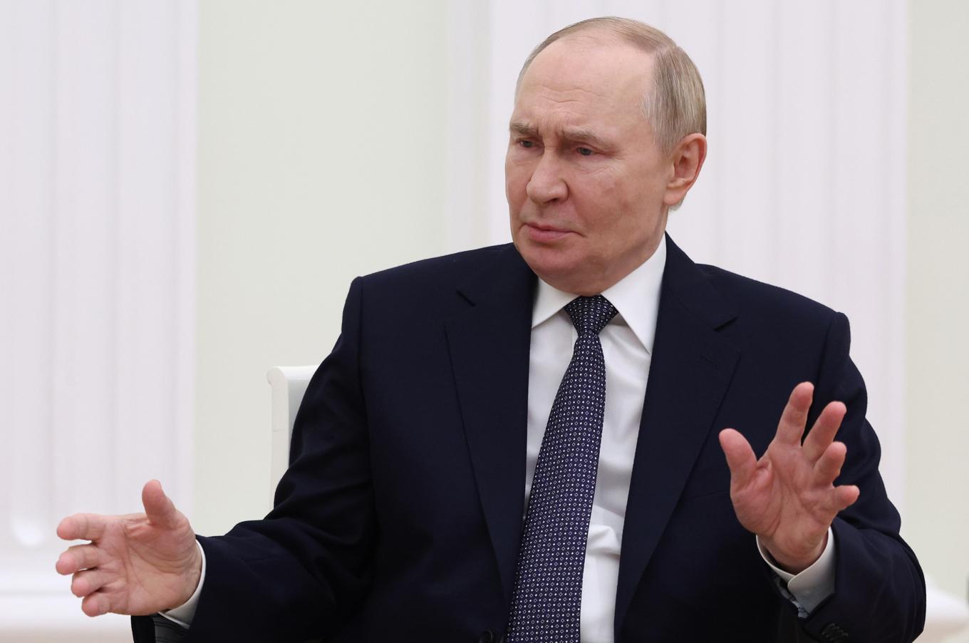 Rysslands president Vladimir Putin har undertecknat ett lag som innebär att landet lämnar en europeisk konvention mot användande av tortyr. Foto: Ramil Sitdikov/Pool via AP/TT
