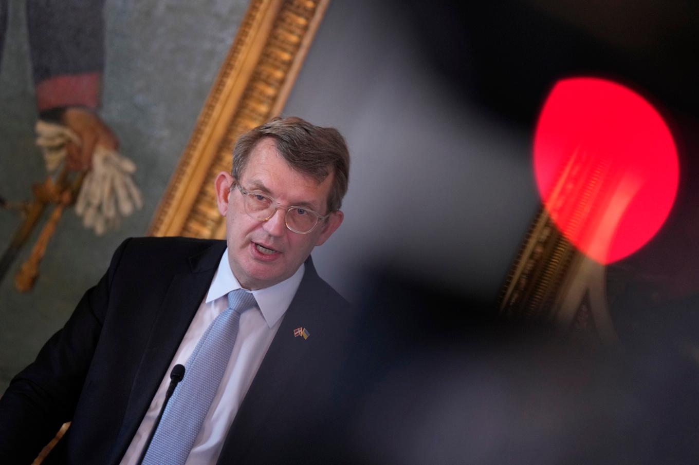 Danmarks försvarsminister Troels Lund Poulsen (V) fotograferad vid en presskonferens på fredagen. Foto: Sebastian Elias Uth/AP/TT