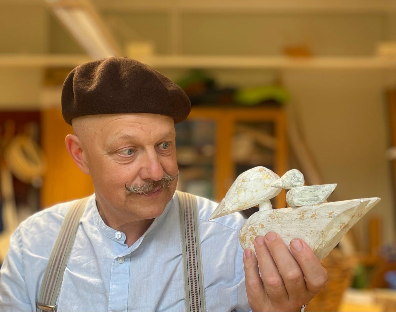Vad kan en händig människa, och varför är det viktigt med praktisk kunskap? Två viktiga frågor för Niclas Flink. Foto: Privat