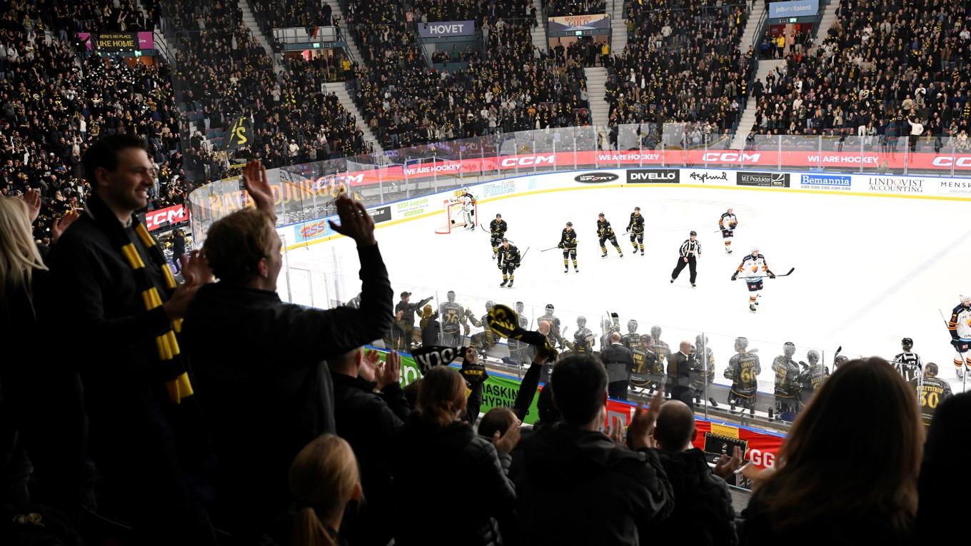 Sannolikheten för att Hovet ska fyllas i samma utsträckning
som förra året är klart lägre nu när derbymötena mellan AIK och Djurgården uteblir. Foto: Henrik Montgomery/TT