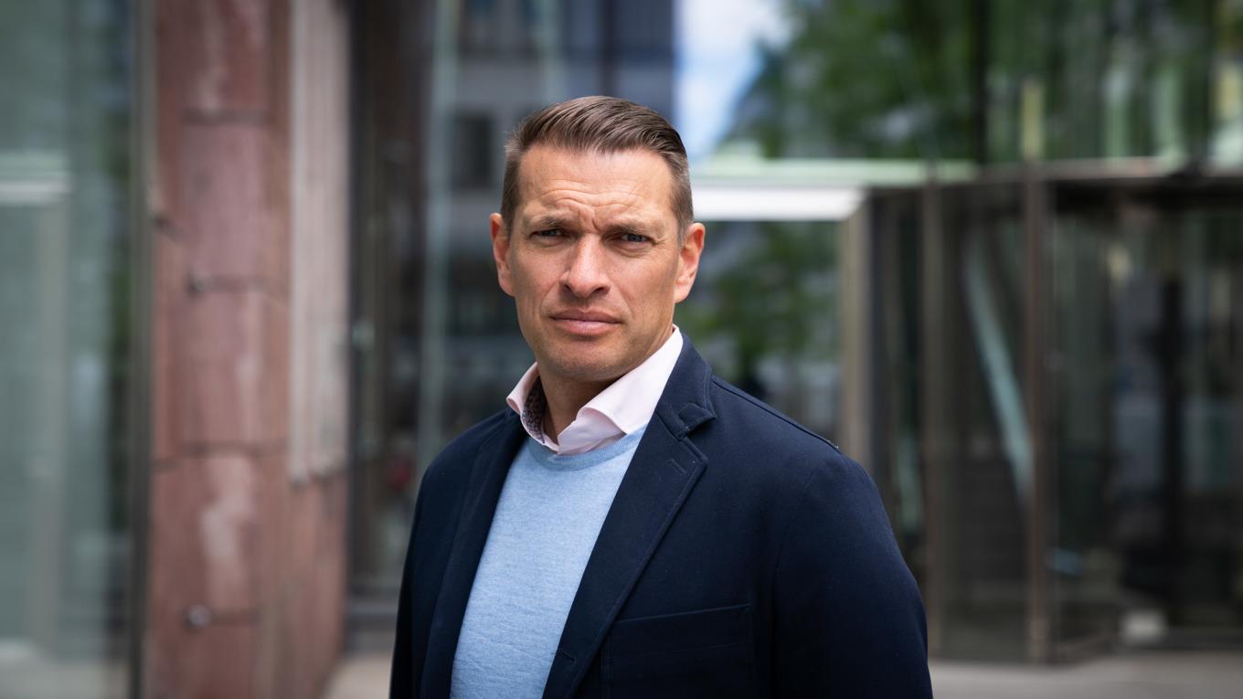 Anders Stenkrona, privatekonom på Nordea, tror den sänkta räntan kan bidra till att få fart på hushållens konsumtion. Foto: Nordea