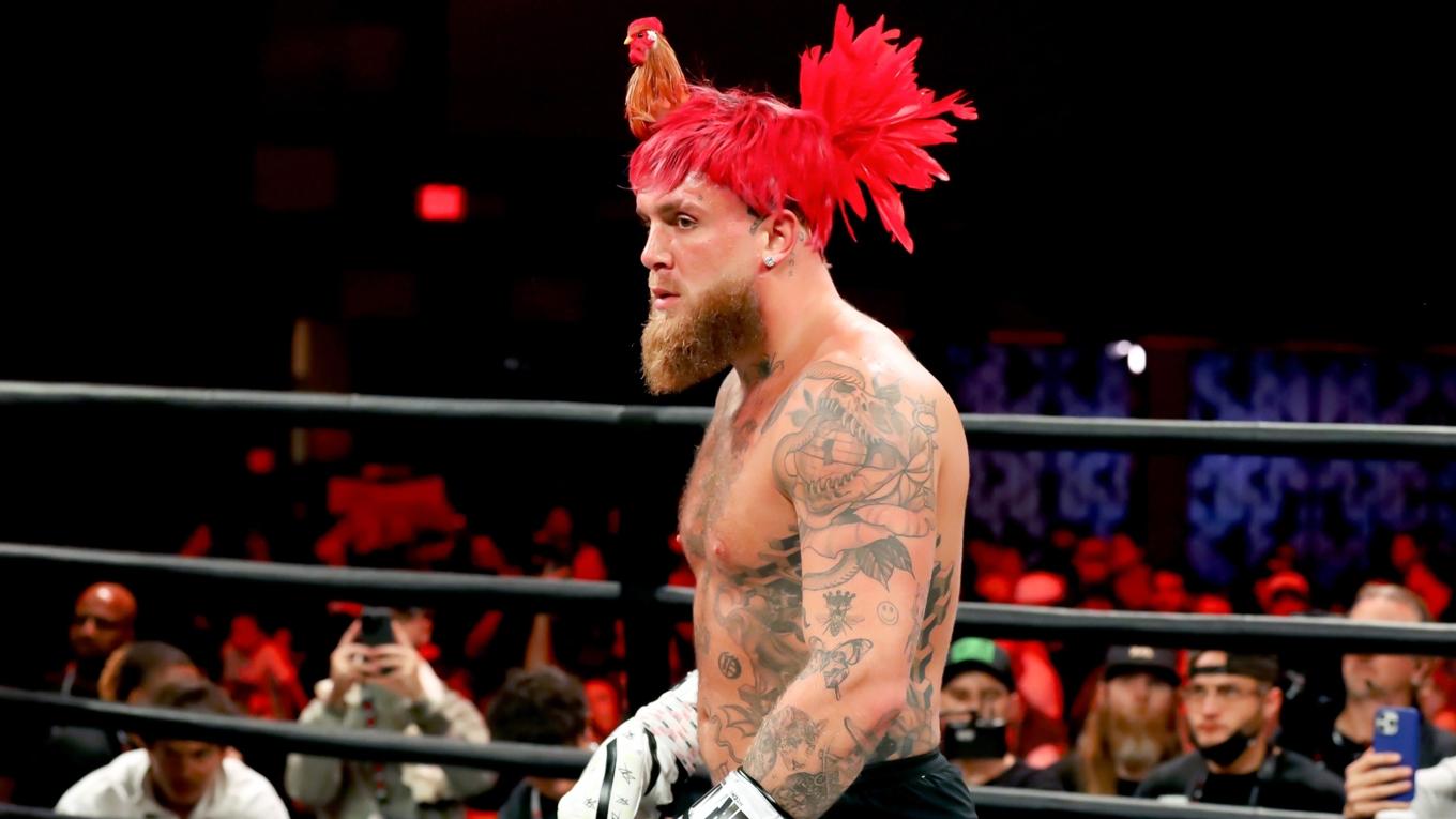 Jake Paul är det största namnet inom influencer-boxing och en stor idol för många svenska ungdomar. Epoch Times sportchef Jonas Arnesen menar att idrotter som tar hjälp av influencers har större möjlighet att locka barn och ungdomar än idrotter som använder gamla rekryteringmodeller. Foto: Ayisha Collins/Getty Images for Netflix