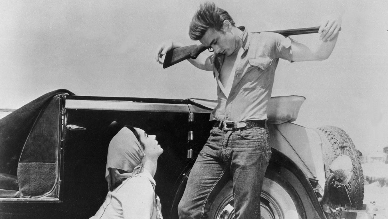 James Dean och Elizabeth Taylor i filmen ”Jätten”. Foto: Scanpix Sweden/TT BILD