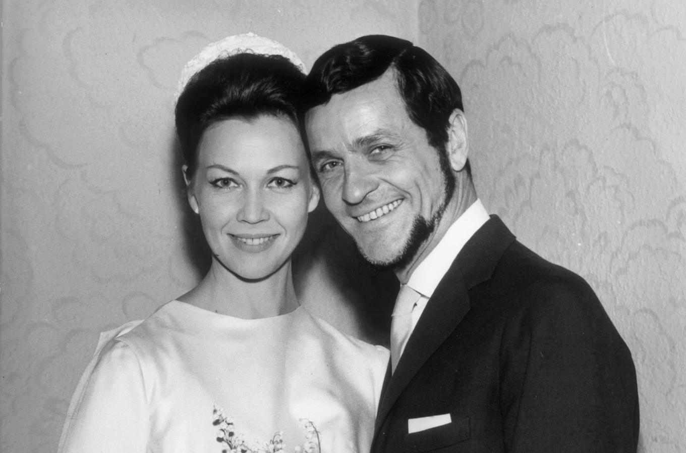 Maj Fant vid sitt bröllop med första maken, skådespelaren Georg Fant, 1962. Foto: PRESSENS BILD/TT BILD