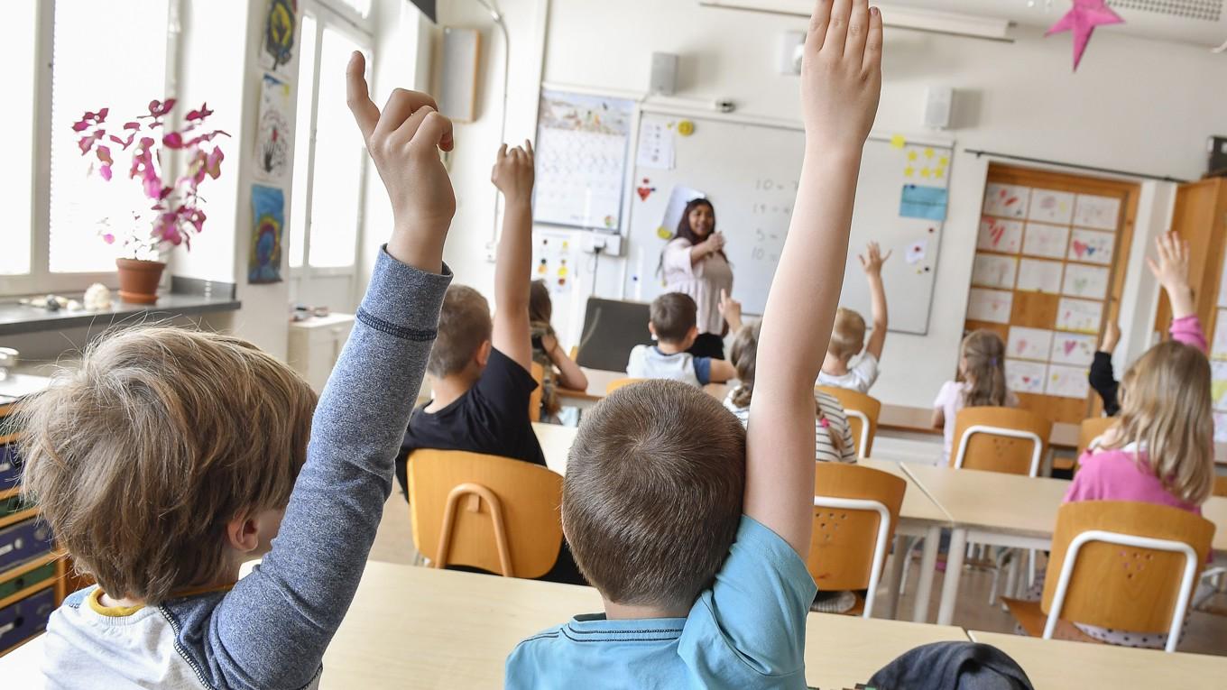 De kriminella gängen använder en pedagogik som ofta fungerar bättre än skolans. Foto: Jonas Ekströmer/TT