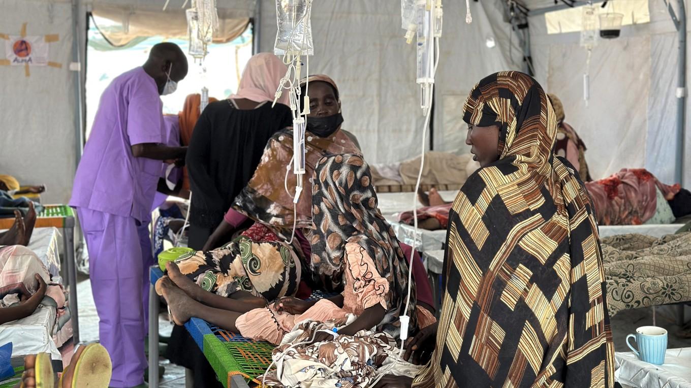 Kolerapatienter får behandling i Tawila i Darfur, Sudan. Regionen drabbades av ett svårt utbrott i augusti. Foto: AFP via Getty Images