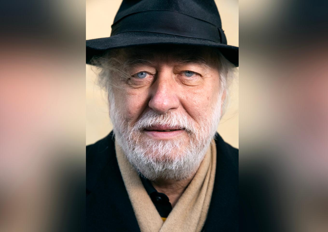 Den ungerske författaren László Krasznahorkai får årets Nobelpris för sitt "att han mitt i undergångens fasa upprätthåller tron på konstens möjligheter". Foto: Johan Carlberg/SVD/TT