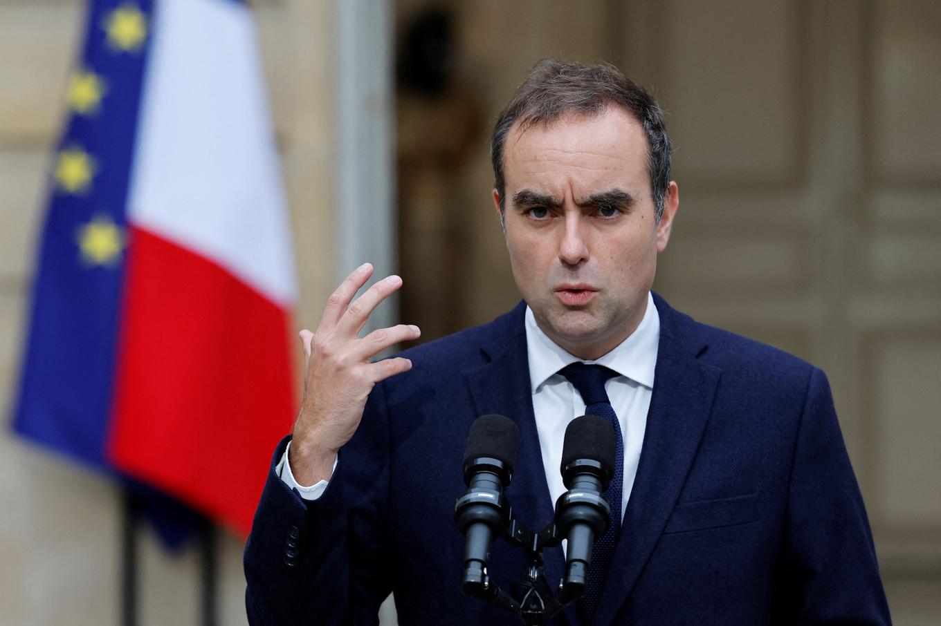 Mycket står på spel när Sébastien Lecornu på nytt försöker bilda regering. Arkivbild. Foto: Stephanie Lecocq/AP/TT