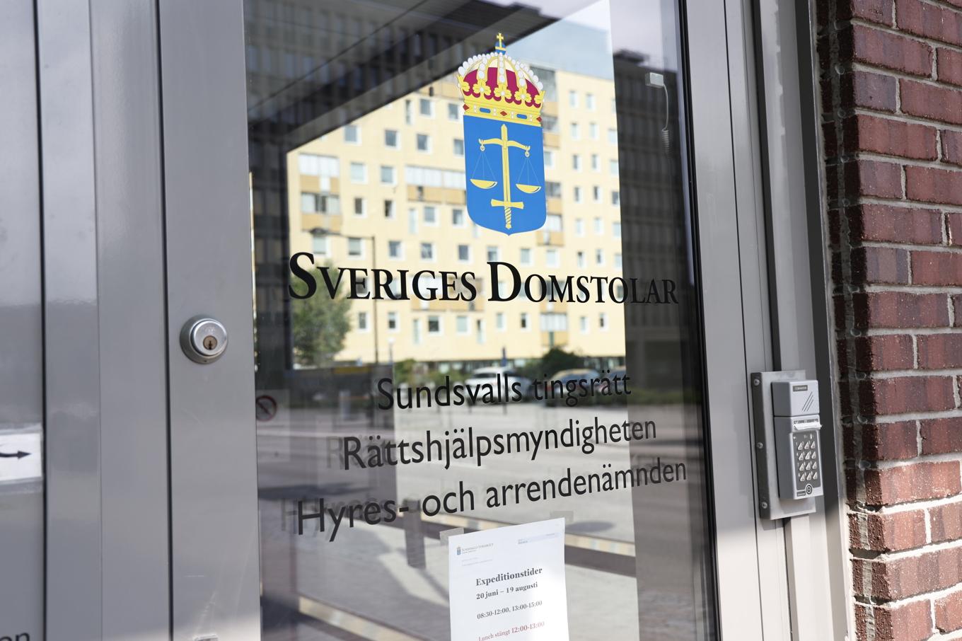 Den gripne gängledaren har varit häktad i sin frånvaro av både Sundsvalls och Södertälje tingsrätt. Arkivbild. Foto: Stefan Jerrevång/TT