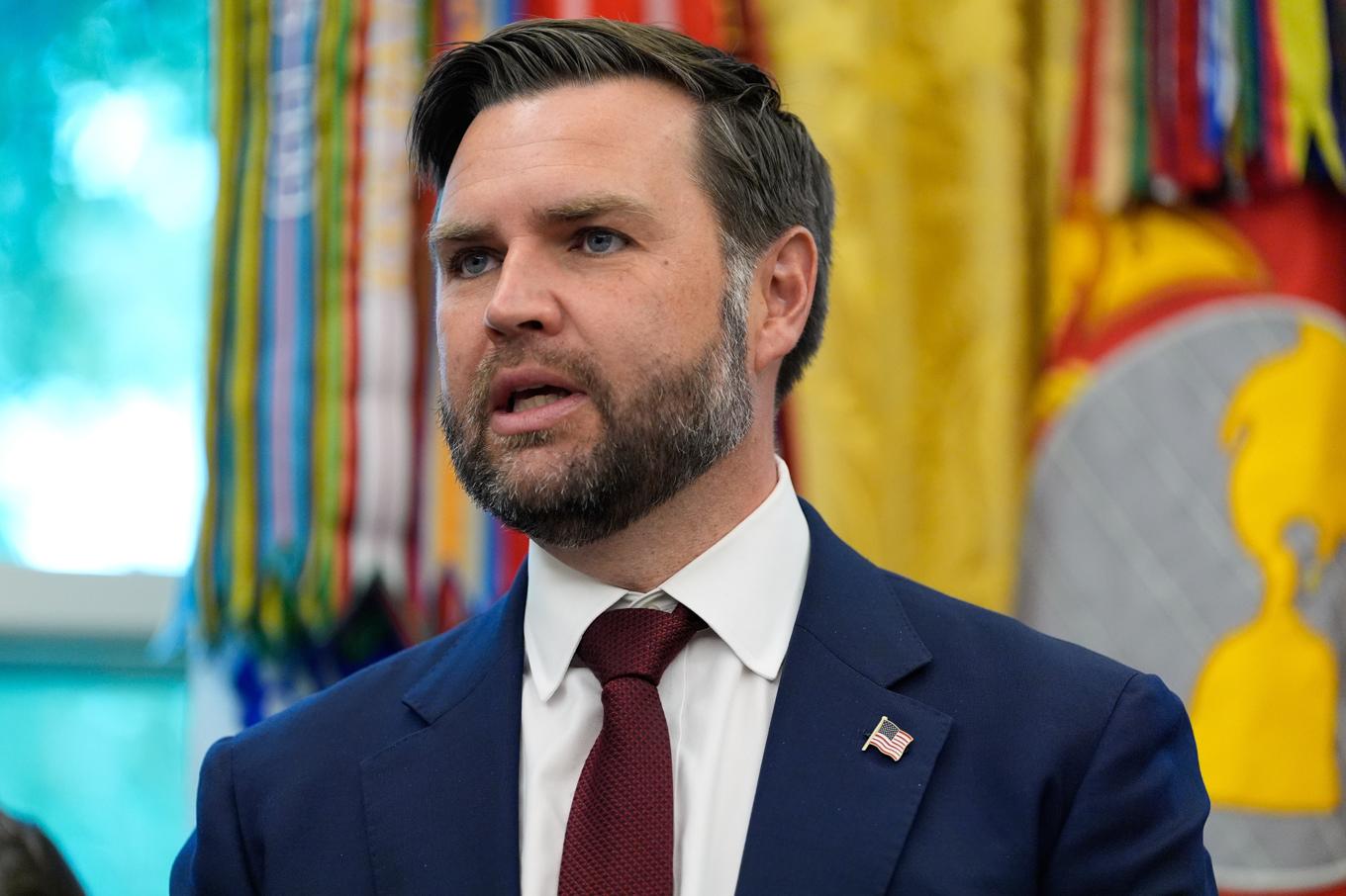 USA:s vicepresident JD Vance flaggar för att än fler federalt anställda kommer att permitteras. Arkivbild. Foto: Alex Brandon/AP/TT