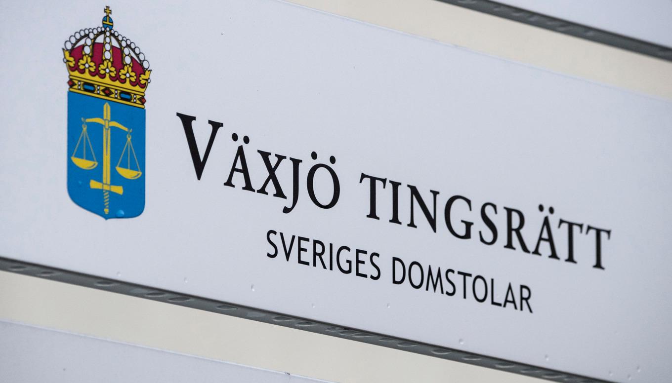 Växjö tingsrätt friar en polis som avlossat skott mot en kvinna. Arkivbild. Foto: Johan Nilsson/TT