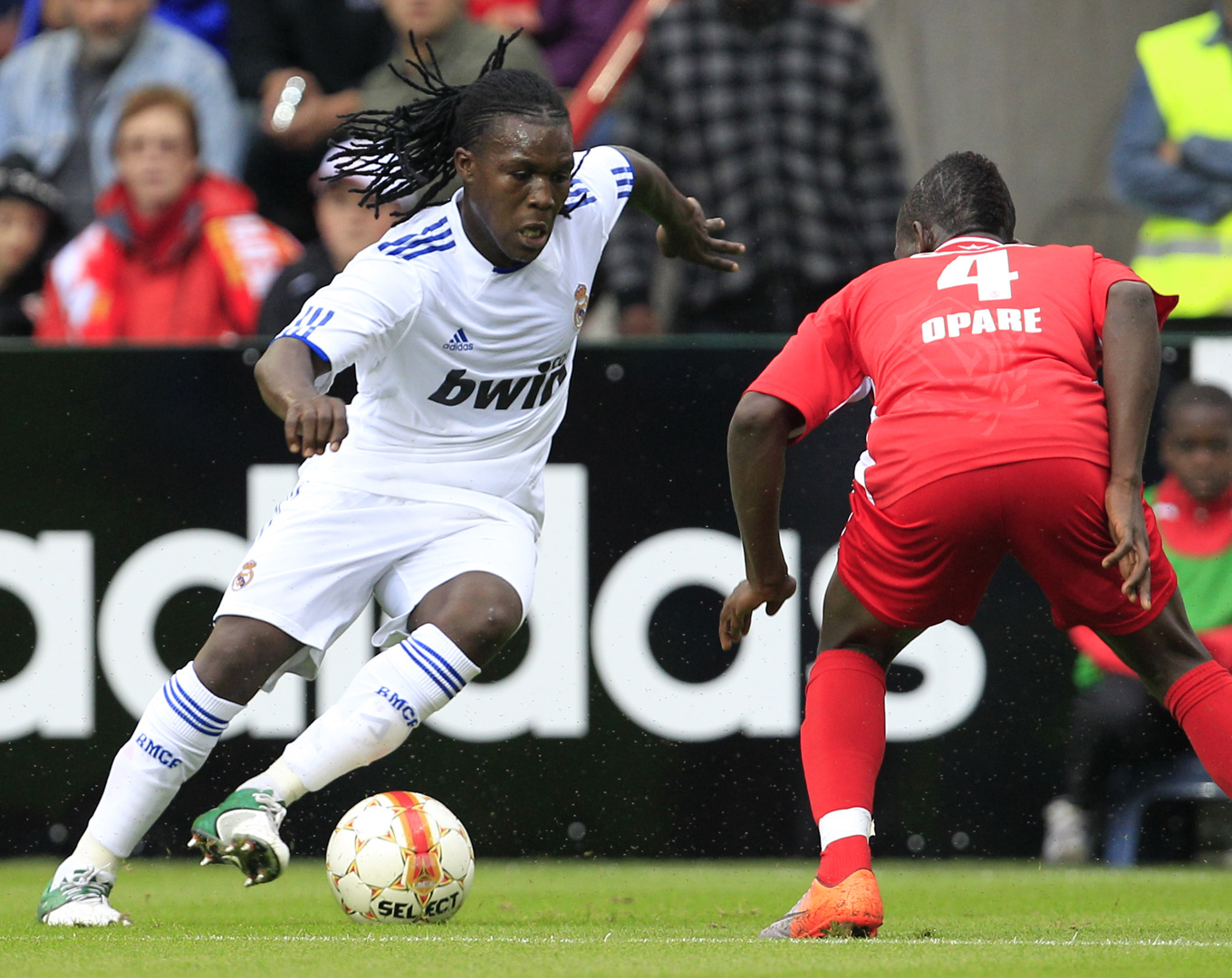 Royston Drenthe är inlagd på sjukhus efter en stroke. Arkivbild. Foto: Yves Logghe/AP/TT