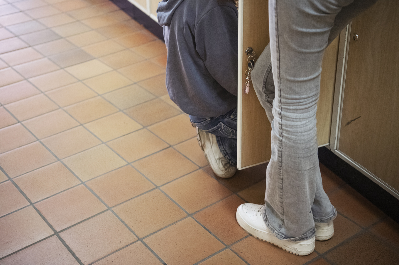 En tidigare anställd får skärpt straff efter att han smygfilmat elever i pornografiskt syfte. Arkivbild. Foto: Viktoria Bank/TT