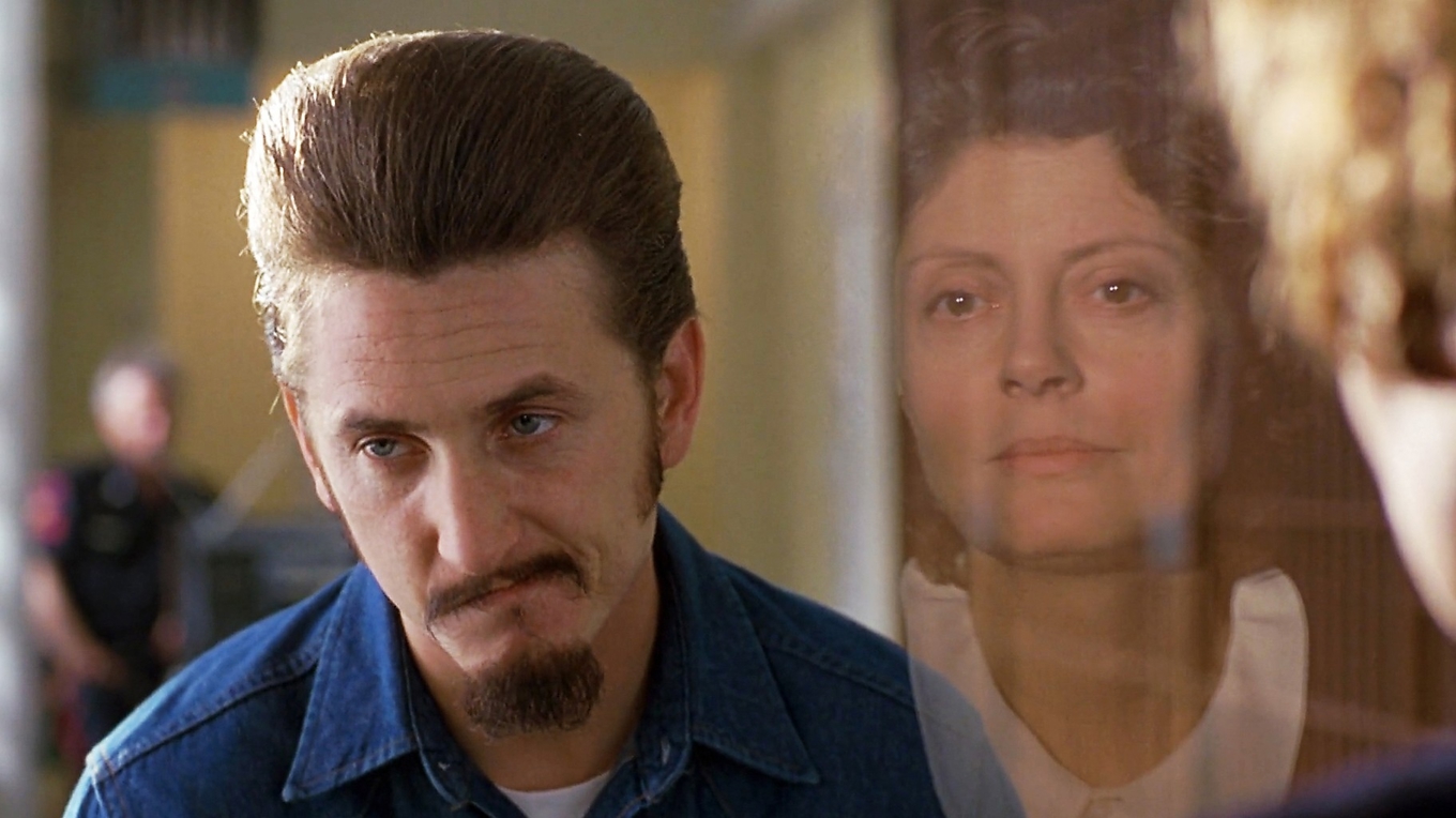 Hur möter man den som är ovillig att möta sin egen spegelbild? Sean Penn (född 1960) och Susan Sarandon (född 1946) i sina roller. Foto: Skärmbild
