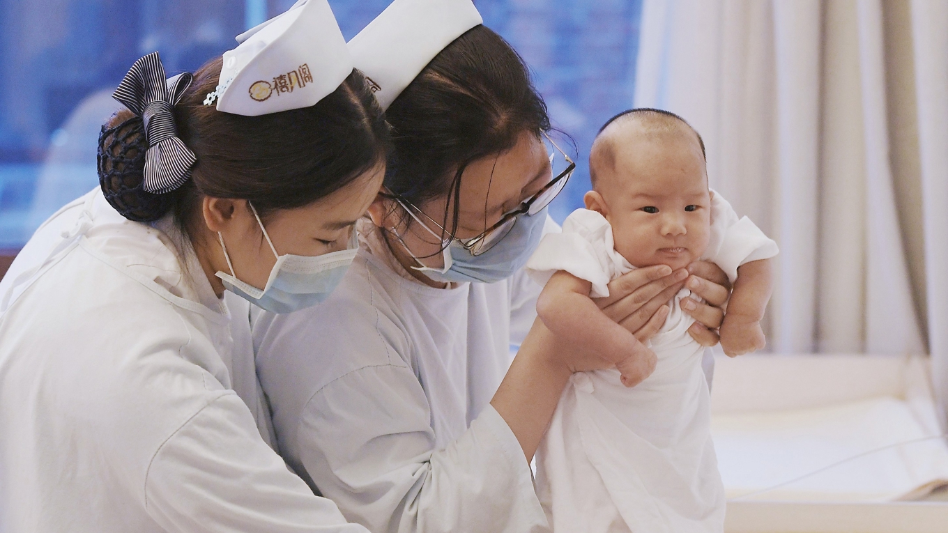 Tekniken som en gång var science fiction har blivit klinisk verklighet. Nu arbetas med att designa superbebisar. Foto: Greg Baker/AFP/Getty Images