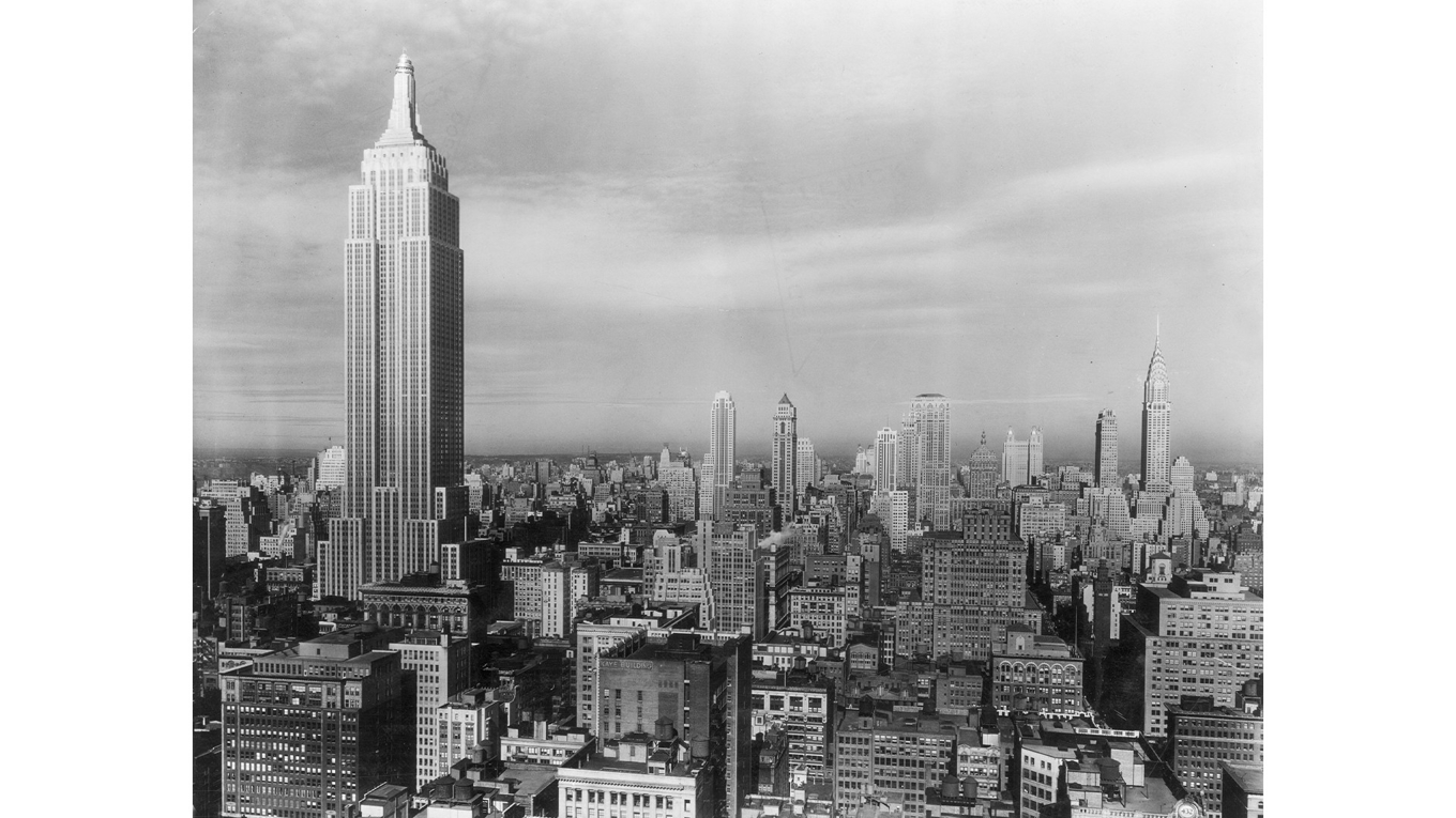 De tre monumentala art deco-skyskraporna – Empire State Building, Chrysler Building och Rockefeller Center – står fortfarande för oöverträffad arkitektur. Till skillnad från dagens luftslott. Foto: Hulton Archive/Getty Images