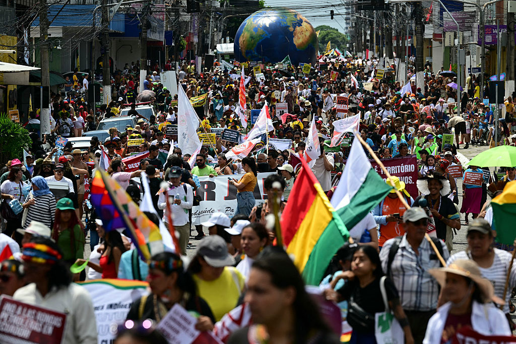 Demonstration i Belém, Brasilien, under klimattoppmötet COP30. Foto: Pablo Porciuncula/AFP via Getty Images