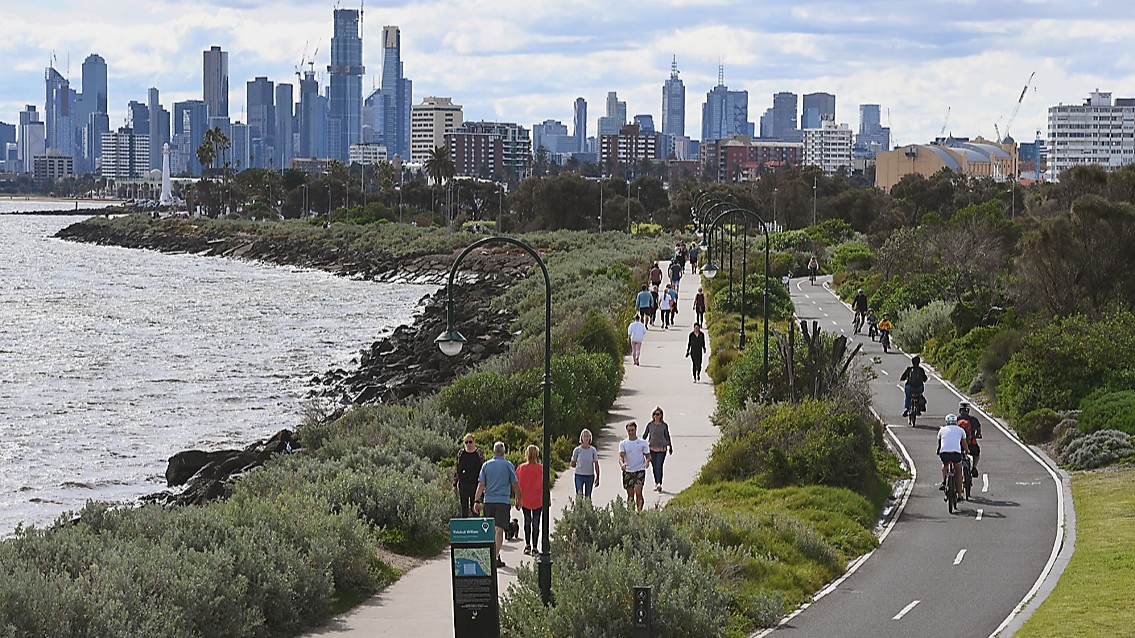 Strandpromenaden i Melbourne-förorten Elwood, som ingår i det område som urfolket Wurundjeri Woi-wurrung gör anspråk på enligt Native title-lagarna. Foto: Wiliam West/AFP via Getty Images