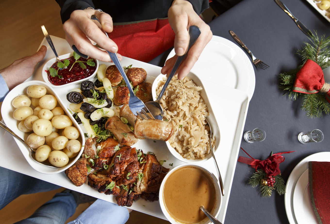 Högtider med stort fokus på mat och ätande blir ofta utmanade för någon med ätstörning och deras anhöriga. Arkivbild. Foto: Gorm Kallestad/NTB/TT