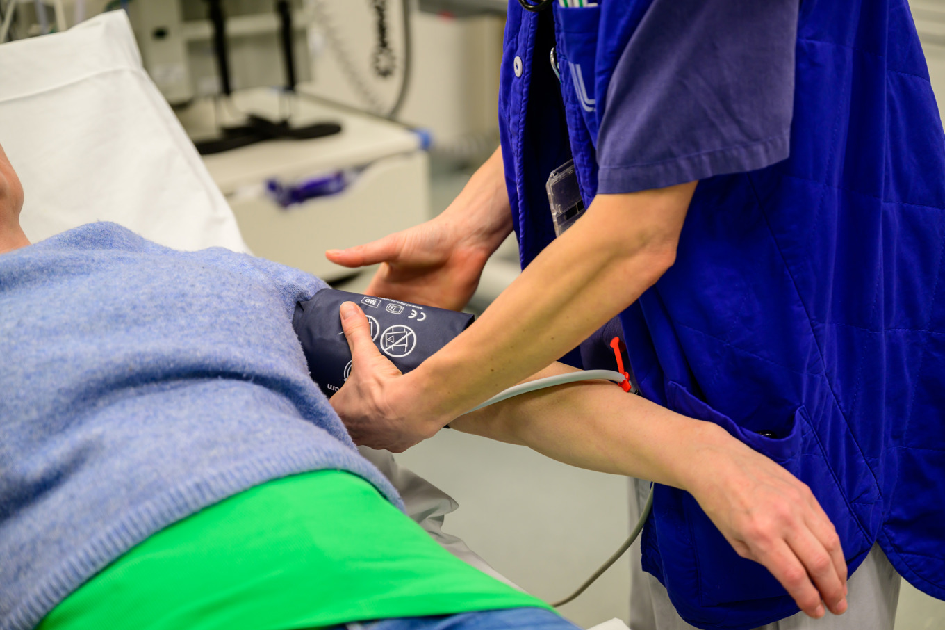 Läkare som jobbar utan rast riskerar att ge sämre vård. Arivbild. Foto: Magnus Lejhall/TT