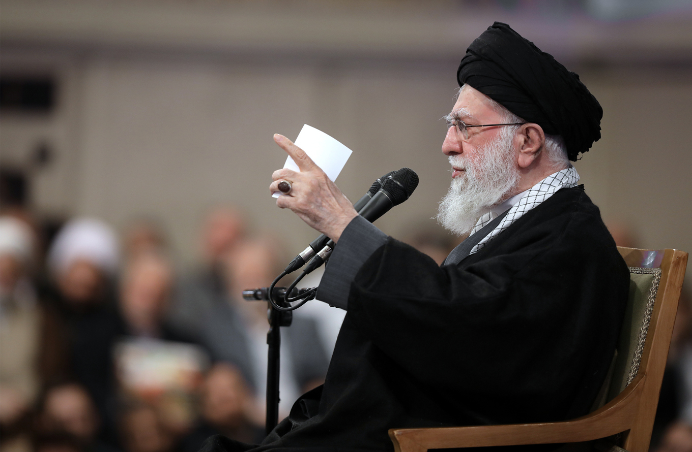 Ali Khamenei. Bild från tidigare i januari. Foto: Irans högste ledares stab via AP/TT