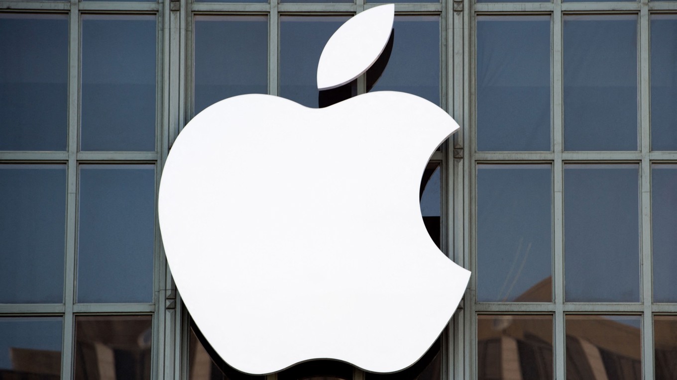 Apple ska betala motsvarande en miljard kronor i böter efter att en italiensk myndighet konstaterat att bolaget missbrukar sin dominerande ställning på marknaden för mobilappar. Foto: Josh Edelson/AFP via Getty Images