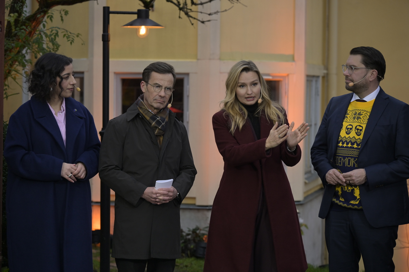 Simona Mohamsson (L), partiledare, Ulf Kristersson (M), Ebba Busch (KD) och Jimmie Åkesson (SD). Foto: Roger Sahlström.