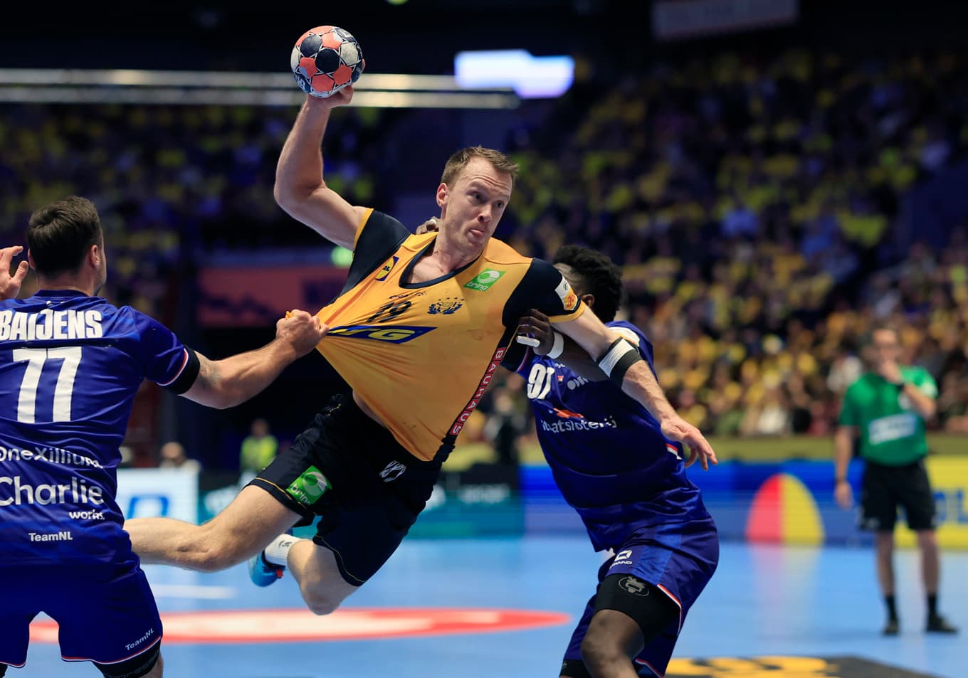 Felix Claar i Sveriges EM-premiär. Foto: Andreas Hillergren/TT