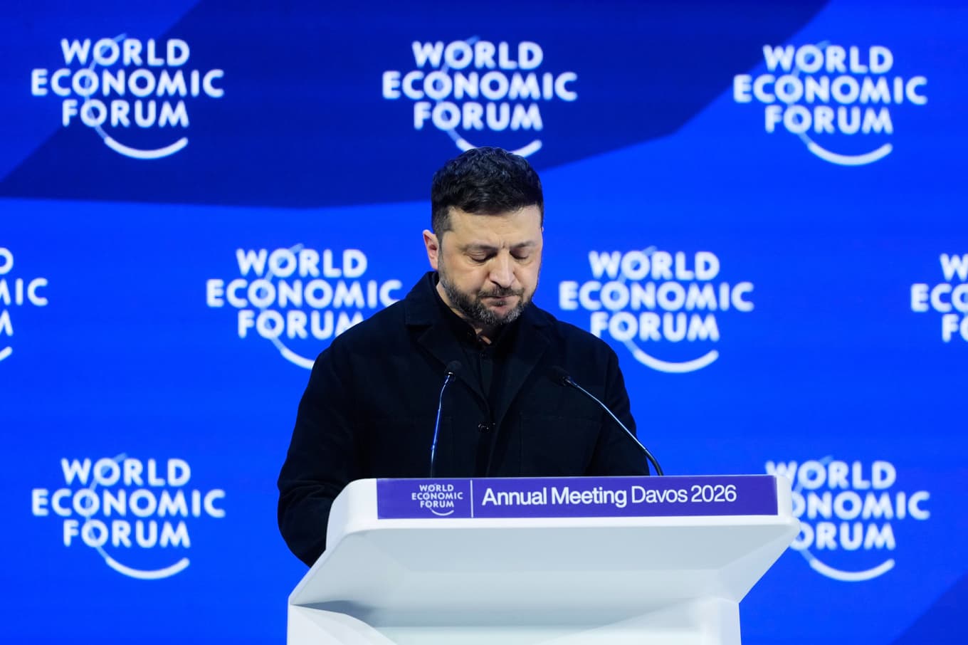 Ukrainas president Volodymyr Zelenskyj under sitt tal vid Världsekonomiskt Forum i Davos på torsdagen. Foto: Markus Schreiber/AP/TT
