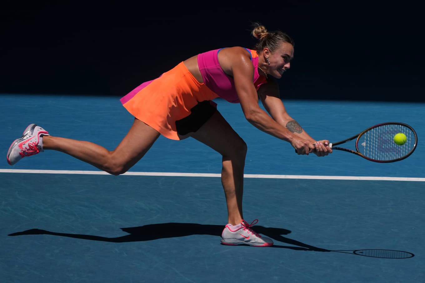 Världsettan Aryna Sabalenka under tisdagsnattens match. Foto: Asanka Brendon Ratnayake/AP/TT