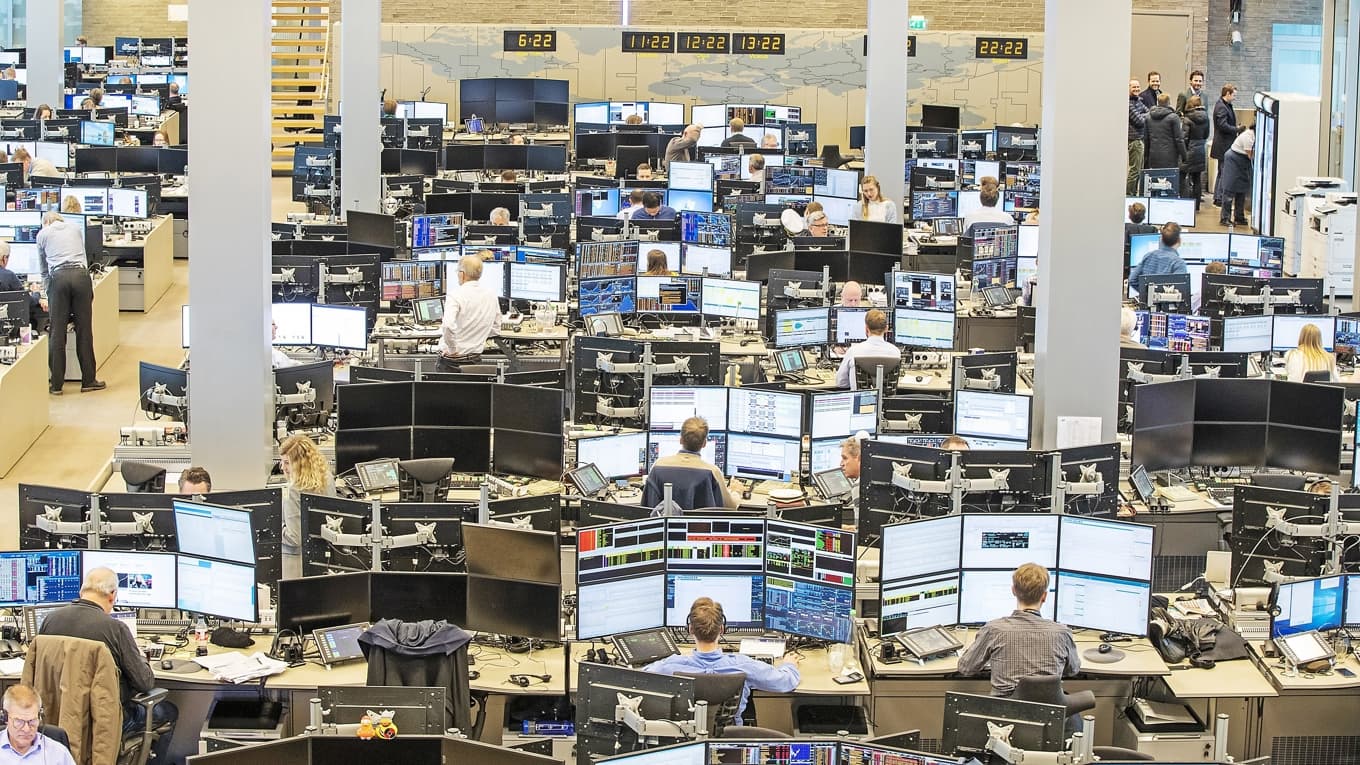 Enligt Almega kan 300 000 tjänstemannajobb försvinna eller förändras de kommande tio åren till följd av AI. Foto: Terje Pedersen/NTB/TT