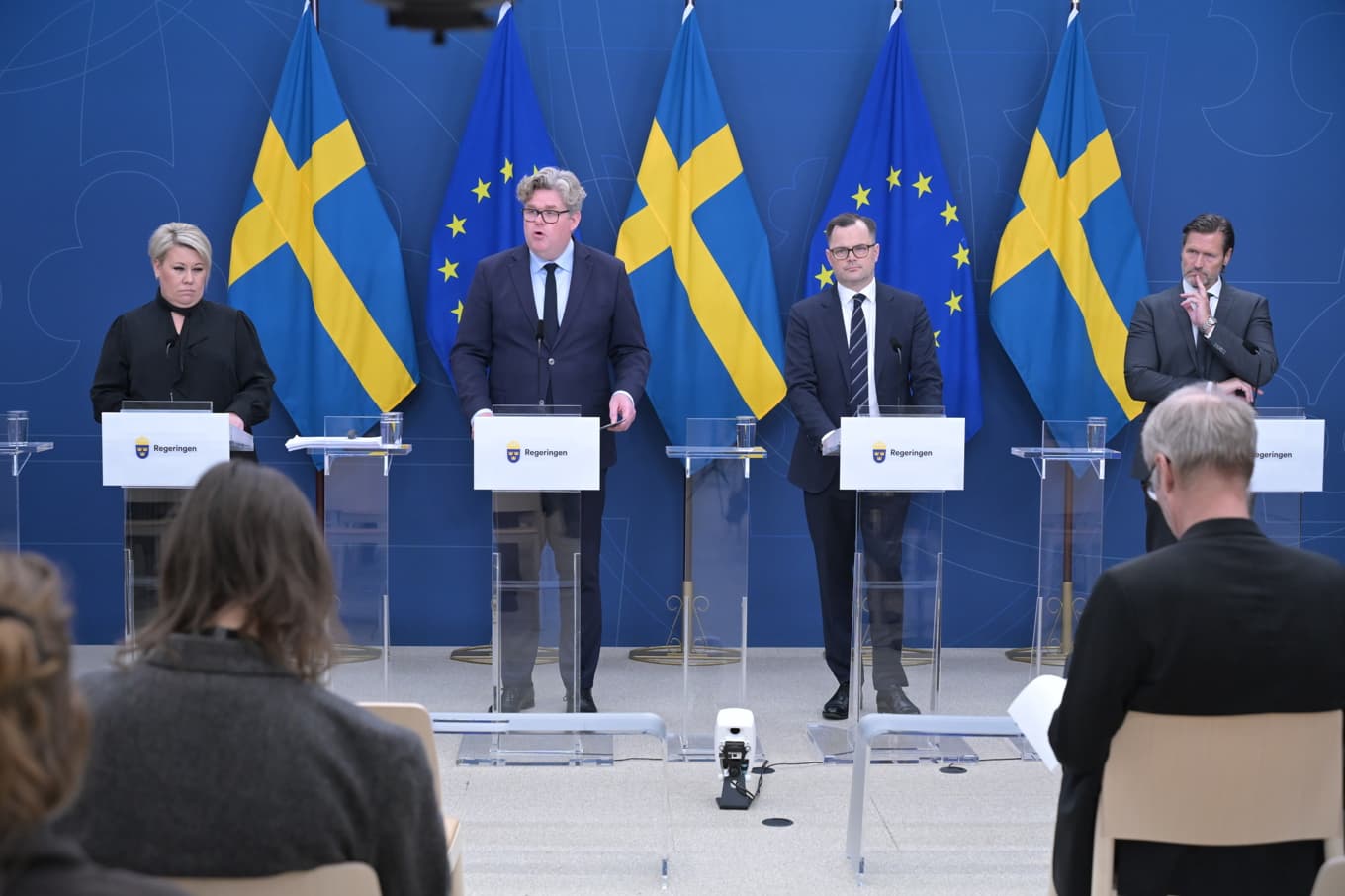 Camilla Brodin (KD), gruppledare, Gunnar Strömmer (M), justitieminister, Adam Marttinen (SD), ledamot justitieutskottet och Martin Melin (L), rättspolitisk talesperson. Foto: Roger Sahlström.