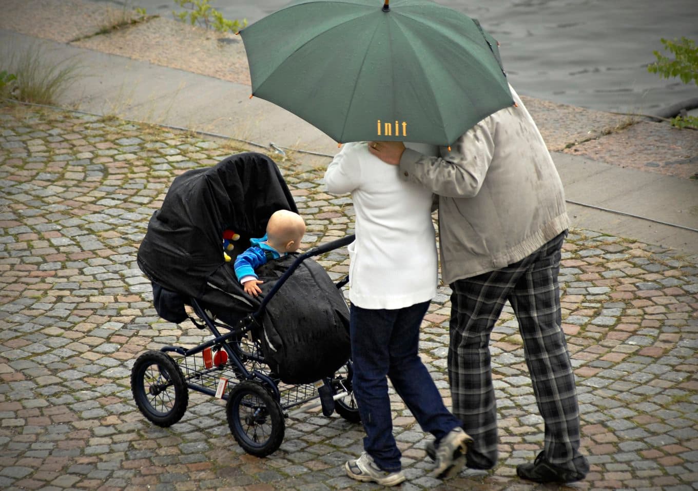 Det behövs fler familjehem, menar regeringens utredare. Foto: Hasse Holmberg/TT