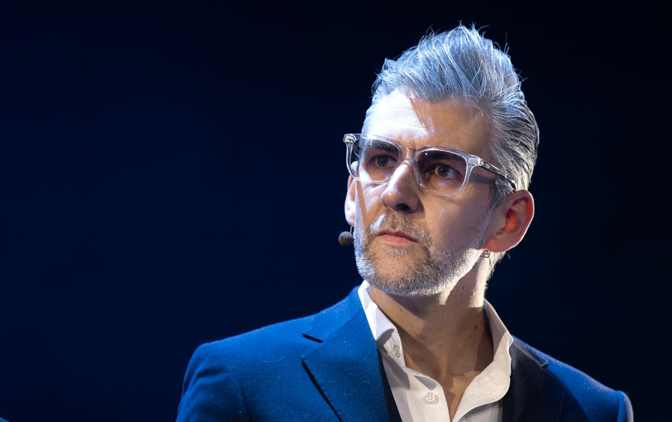 Lukasz Lindell på Tiktok fick svara på frågor i samband med en ungdomskonferens. Foto: Anders Wiklund/TT