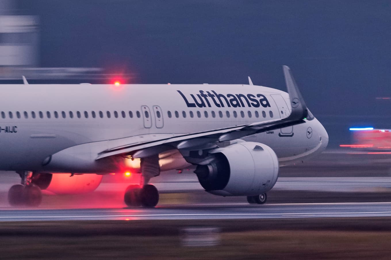 Lufthansas piloter planerar att gå ut i strejk på torsdag. Arkivbild. Foto: Michael Probst/AP/TT