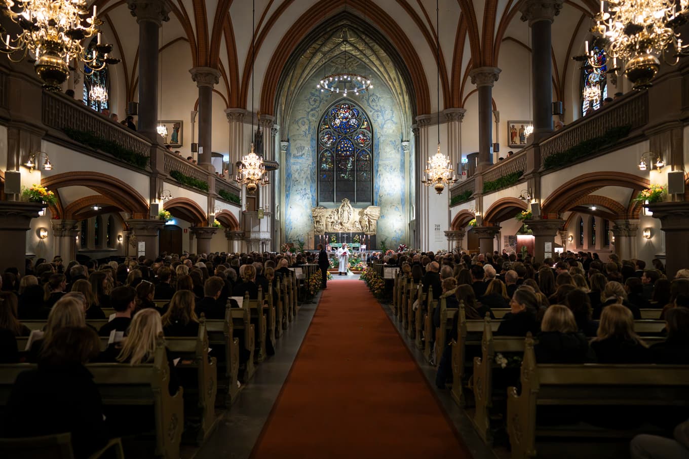 Kyrkan var fullsatt när minnet av My högtidlighölls på torsdagen. Foto: Viktor Källberg