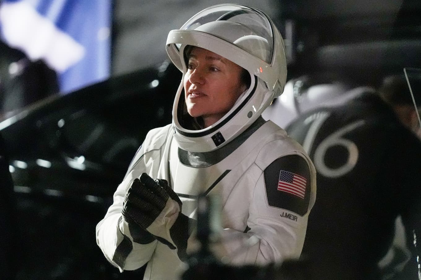 Befälhavare Jessica Meir för rymdfärden Crew-12 har nått fram till rymdstationen ISS. Foto: John Raoux  /AP/TT