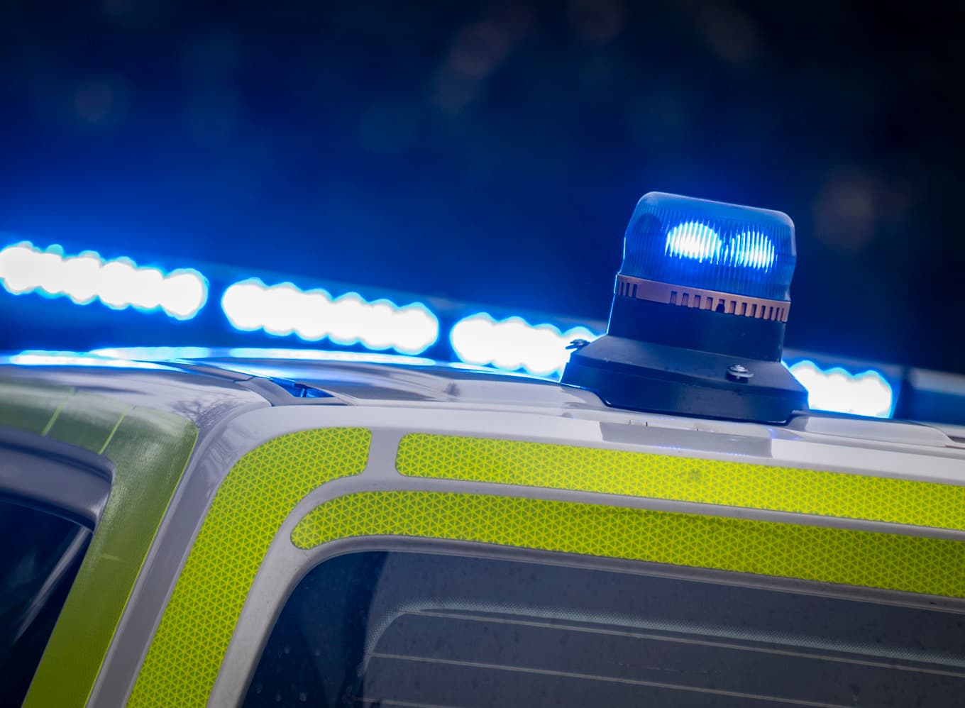 Polisen utreder ett misstänkt mordförsök sedan två personer hittats skadade i en bostad i Gävle. Arkivbild. Foto: Johan Nilsson / TT