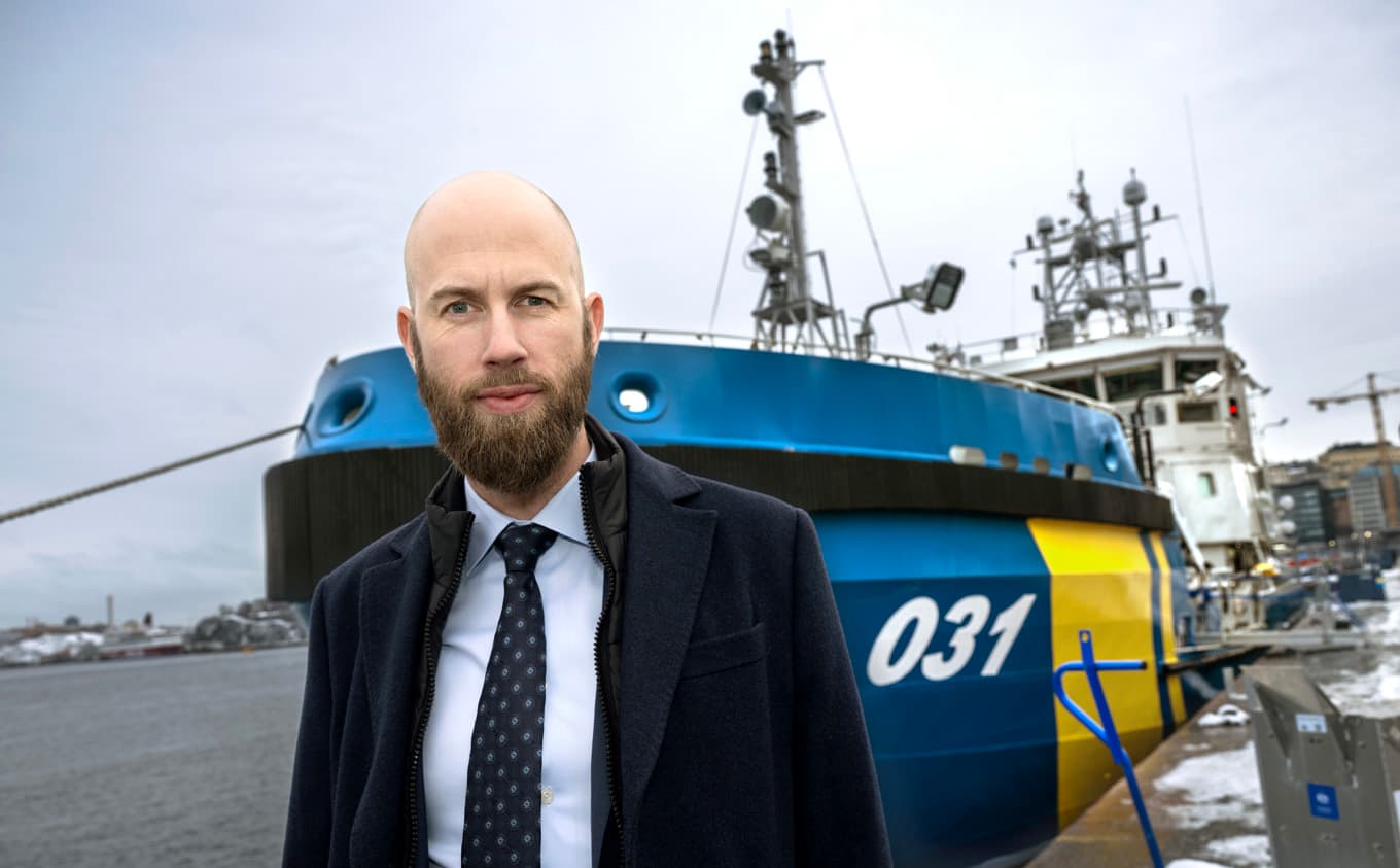 Minister för civilt försvar Carl Oskar Bohlin (M) ger Kustbevakningen i uppdrag att vara det svenska navet i ett ökat samarbete mellan Östersjöländerna för att skydda bland annat undervattenskablar. Foto: Claudio Bresciani/TT