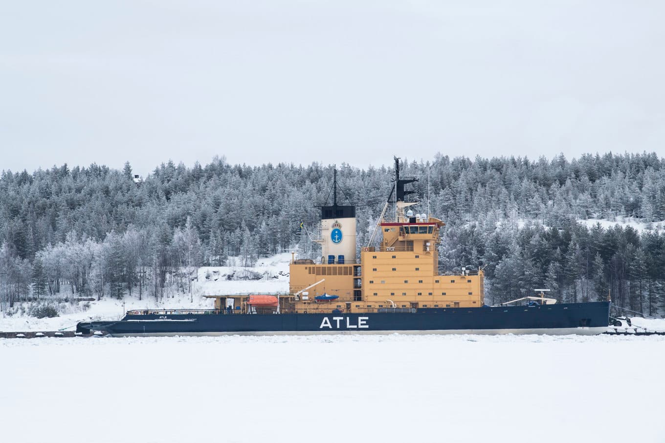 Sjöfartsverkets isbrytare Atle i hamnen i Luleå. Arkivbild. Foto: Pontus Lundahl/TT